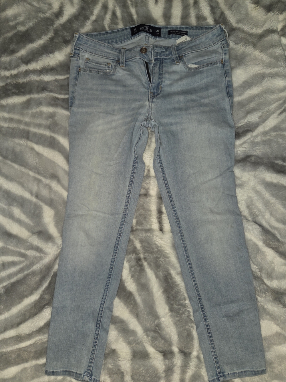 Hollister Women's Light Blue Skinny Jeans
